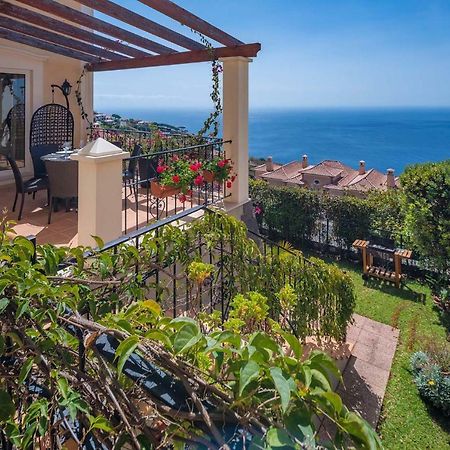 Designed Villa Palheiro Village By Hr Madeira Фуншал Экстерьер фото